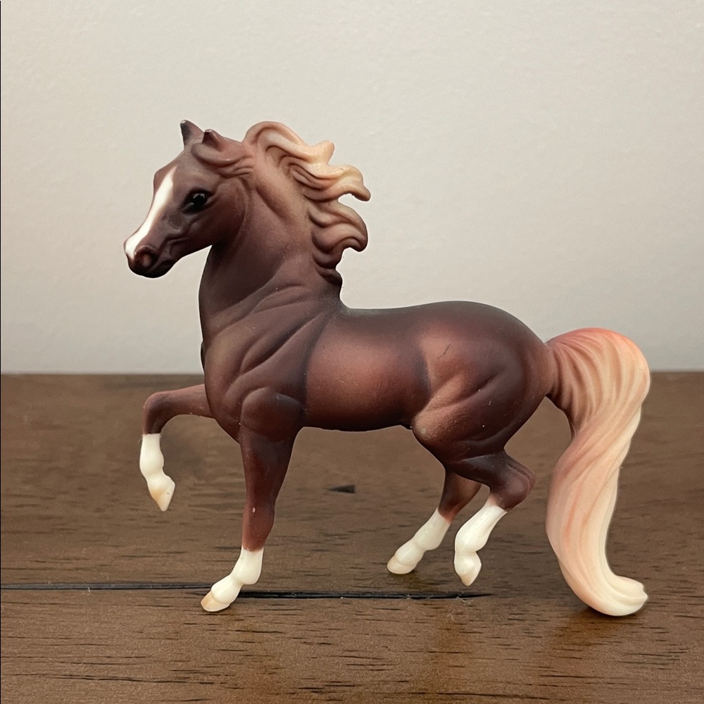 Vintage Collectable - 1999 Breyer Reeves: Morgan Horse